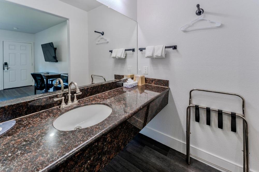 Monterey Surf Inn